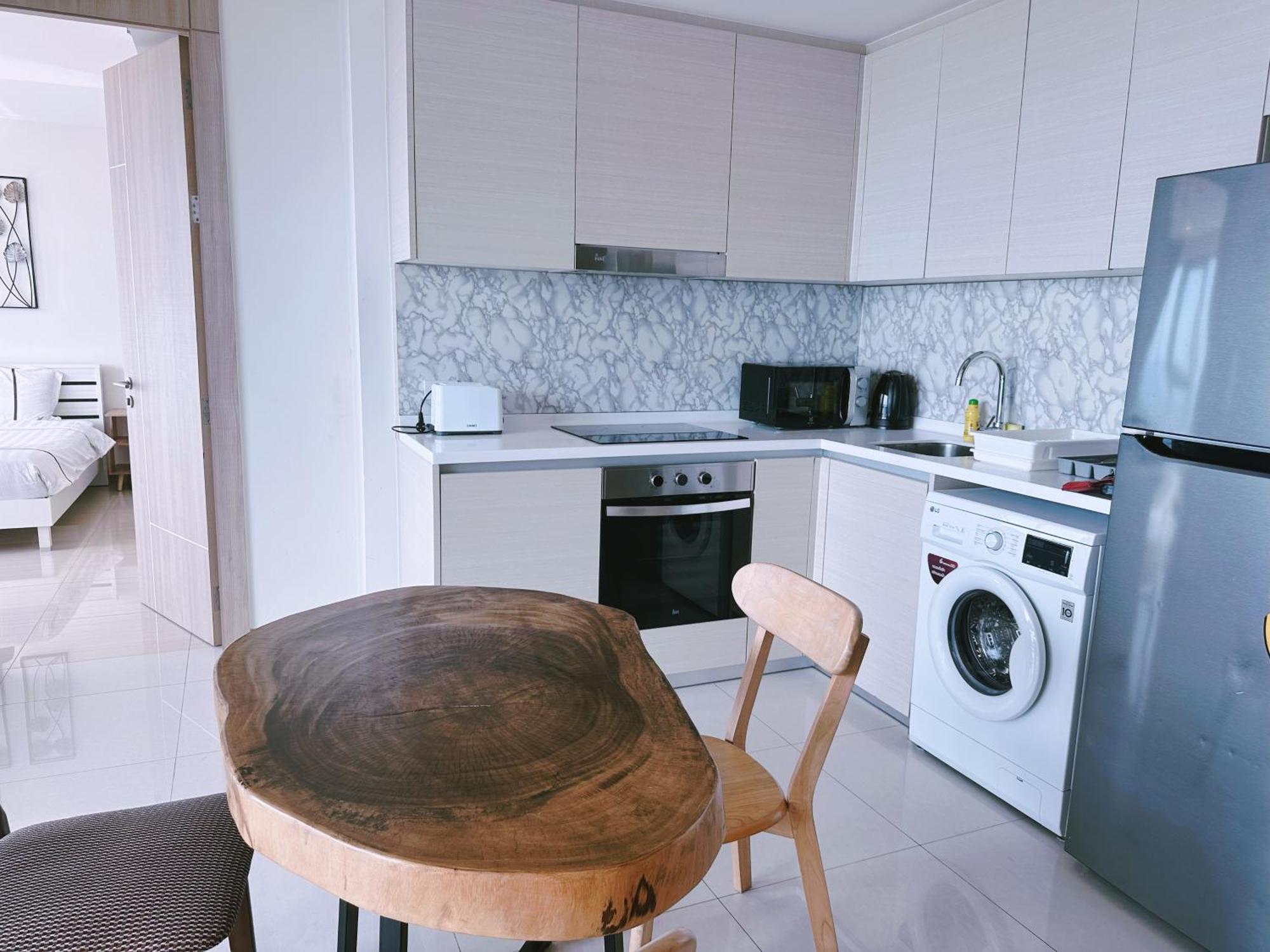 Appartamento Riviera Jomtien By Daisy Pattaya 2 Esterno foto